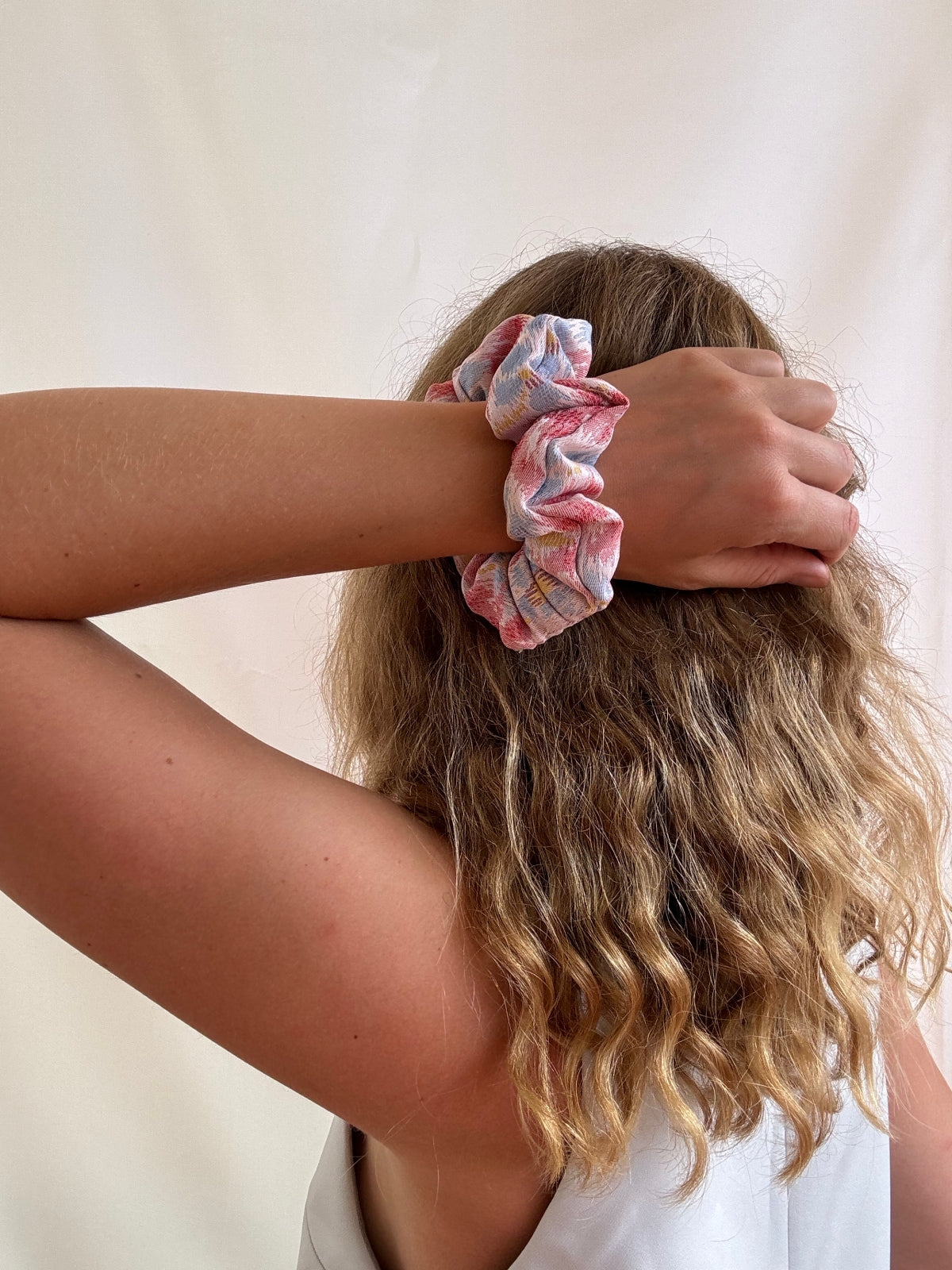 Scrunchie - Rot/ Blau Jacquard