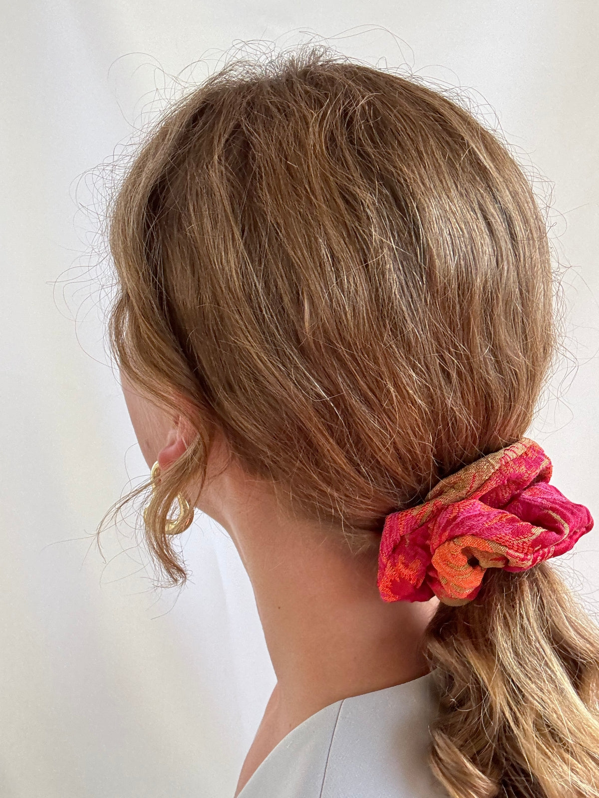 Scrunchie - Roter Blumen Jacquard