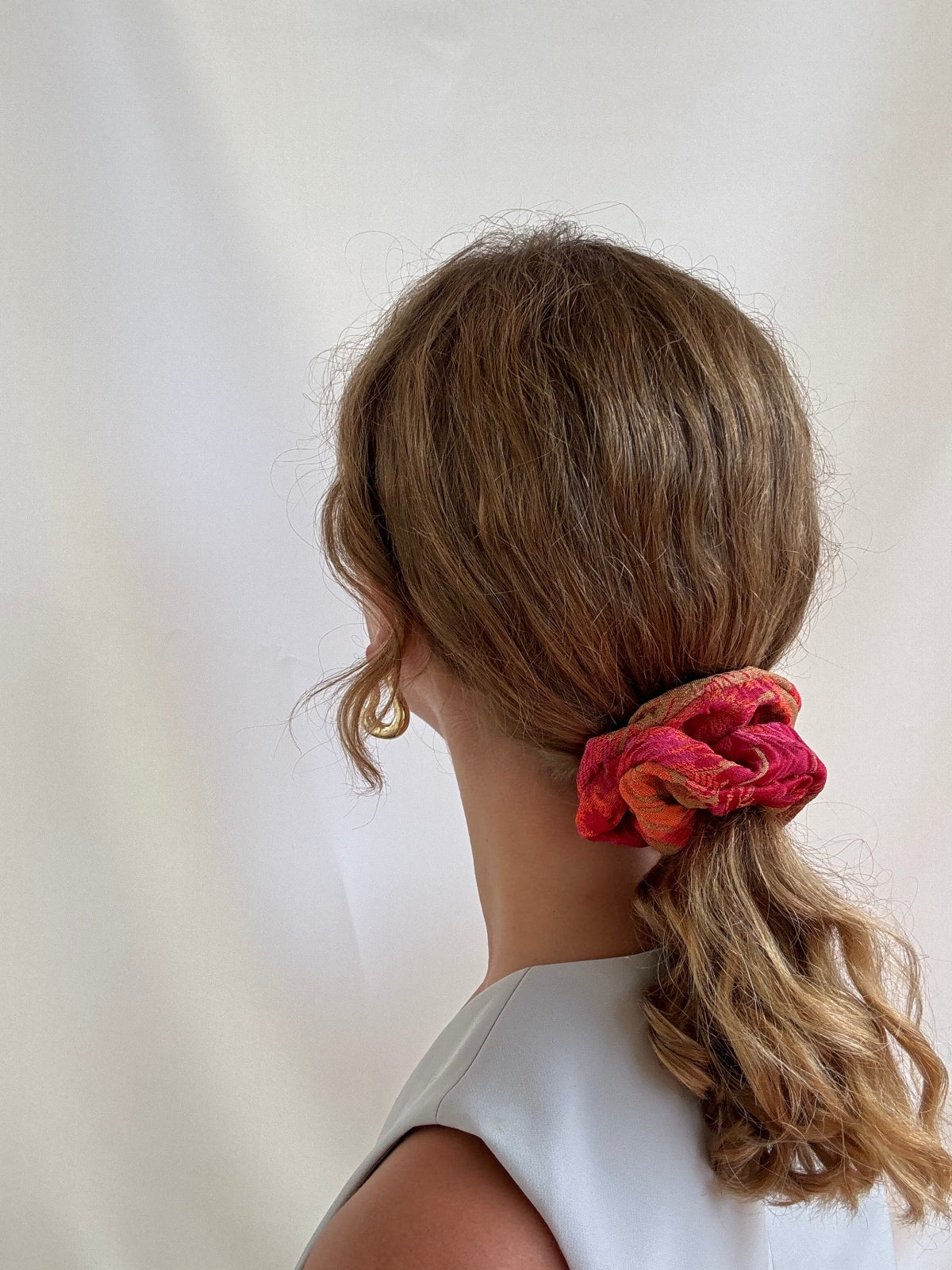 Scrunchie - Roter Blumen Jacquard