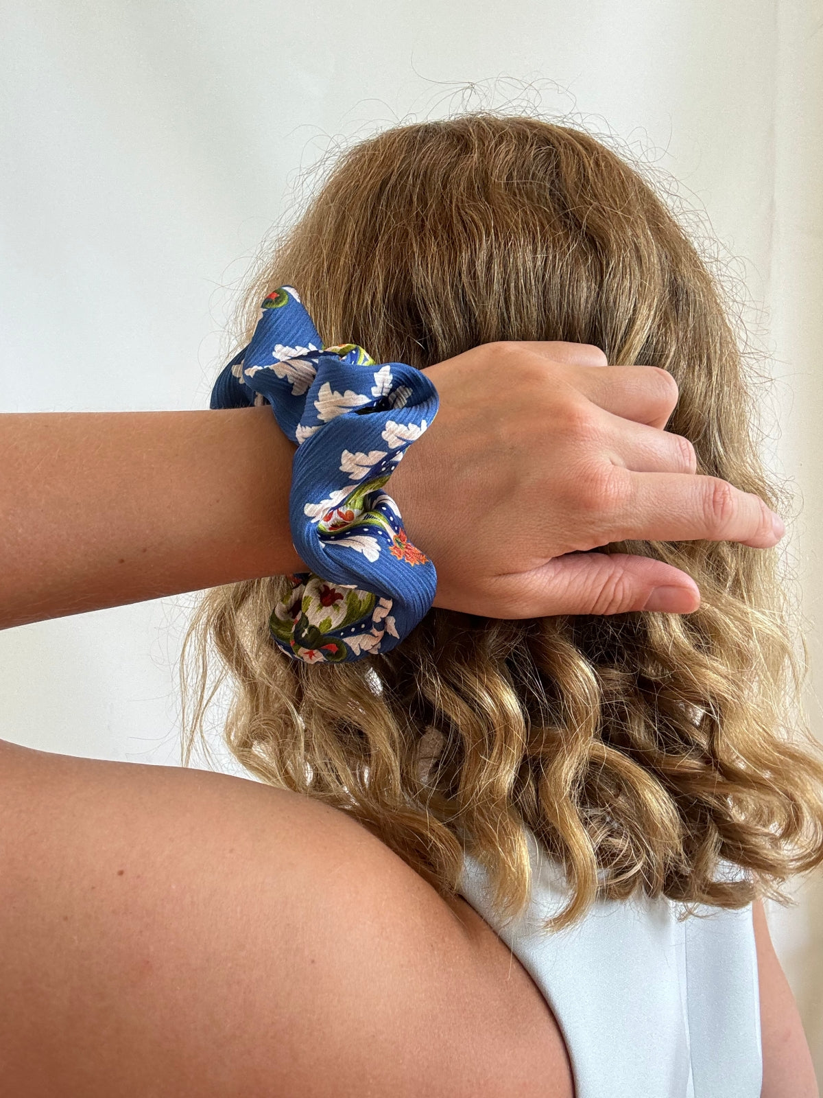 Scrunchie - Blau Ornamental