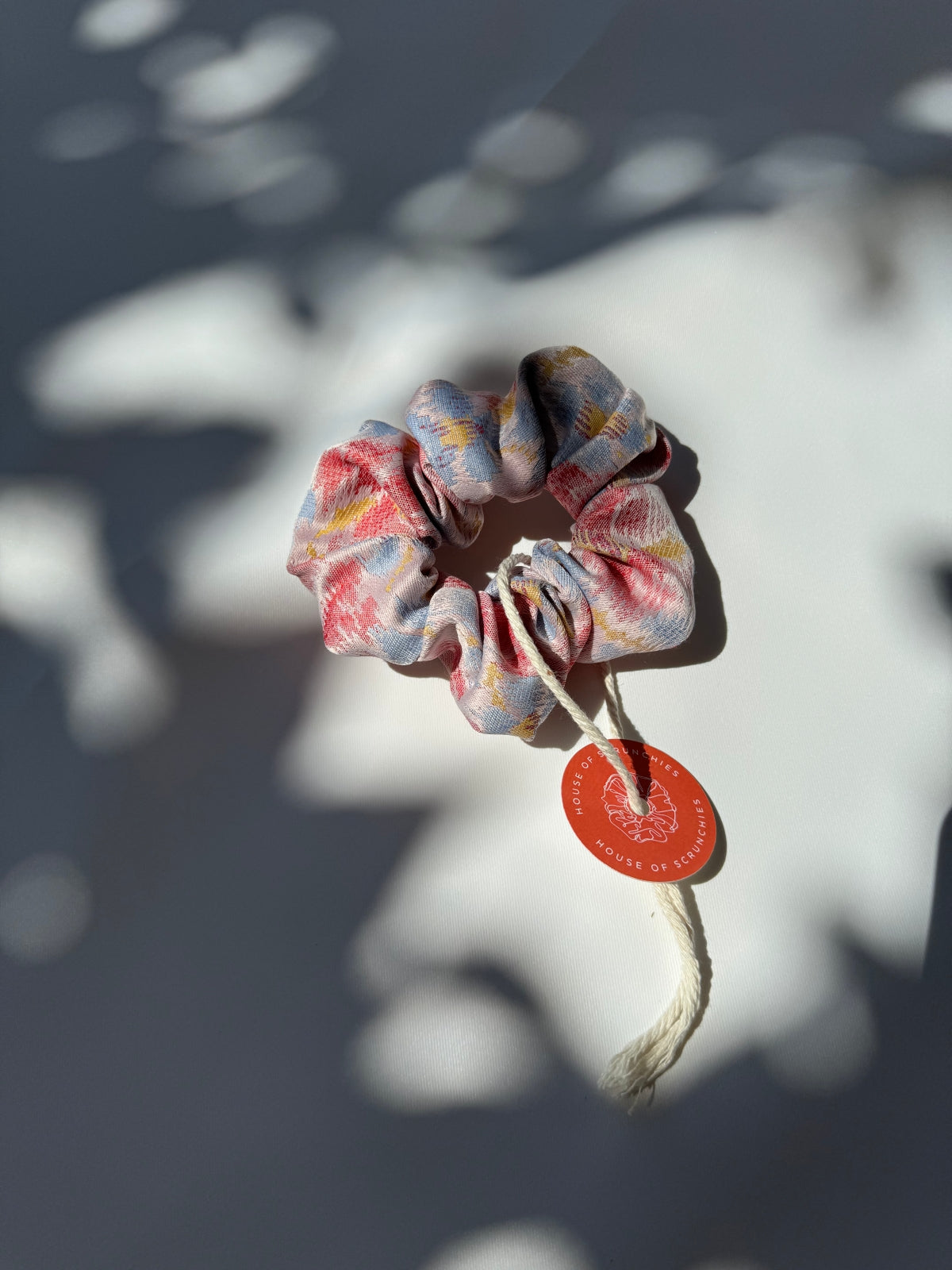 Scrunchie - Rot/ Blau Jacquard